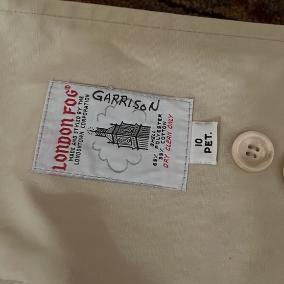 Size 10P London Fog authentic trench - Picture 9 of 13